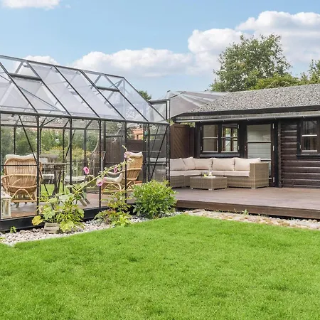 בית נופש Amazing In With Kitchen *