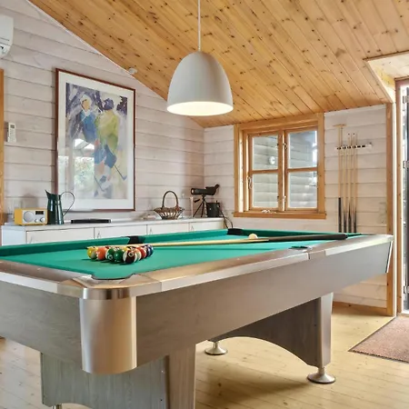 Amazing In With Kitchen *